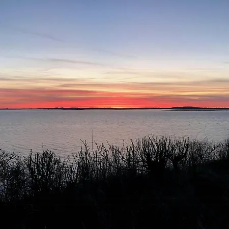 At Vellerup Vig With Cozy Garden Casa vacanze *